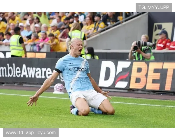 曼城防守反击哈兰德门前抢点完成绝杀