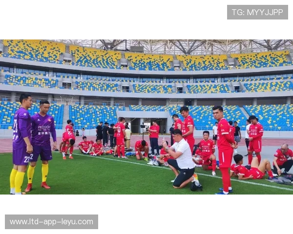 “滚球运动：三叉湖赛场成新兴运动的竞技中心”